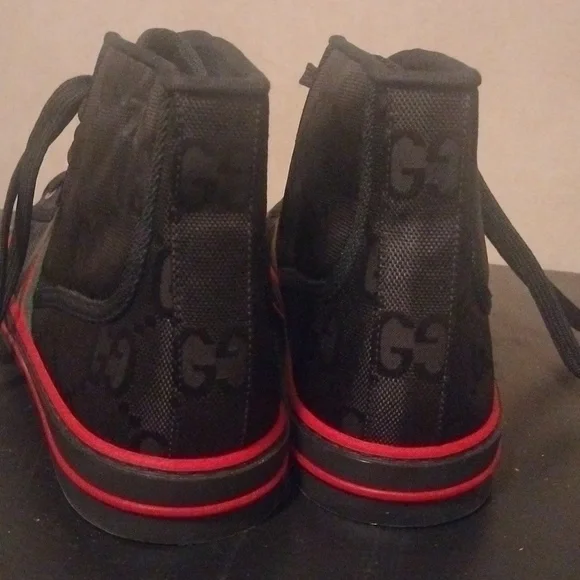 Gucci 12 Black